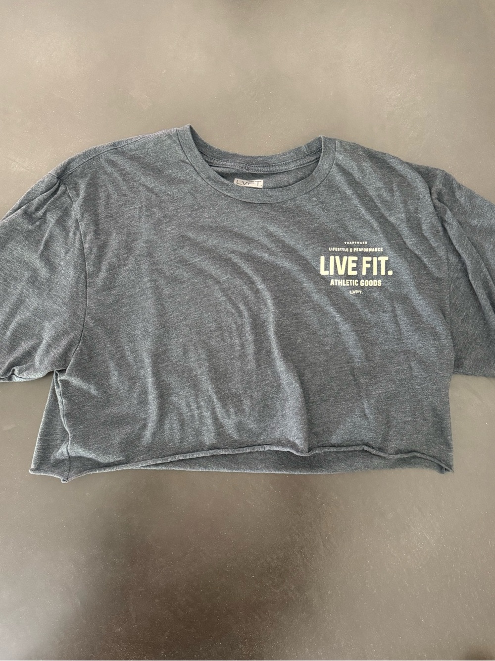 LIVE FIT CROP TOP